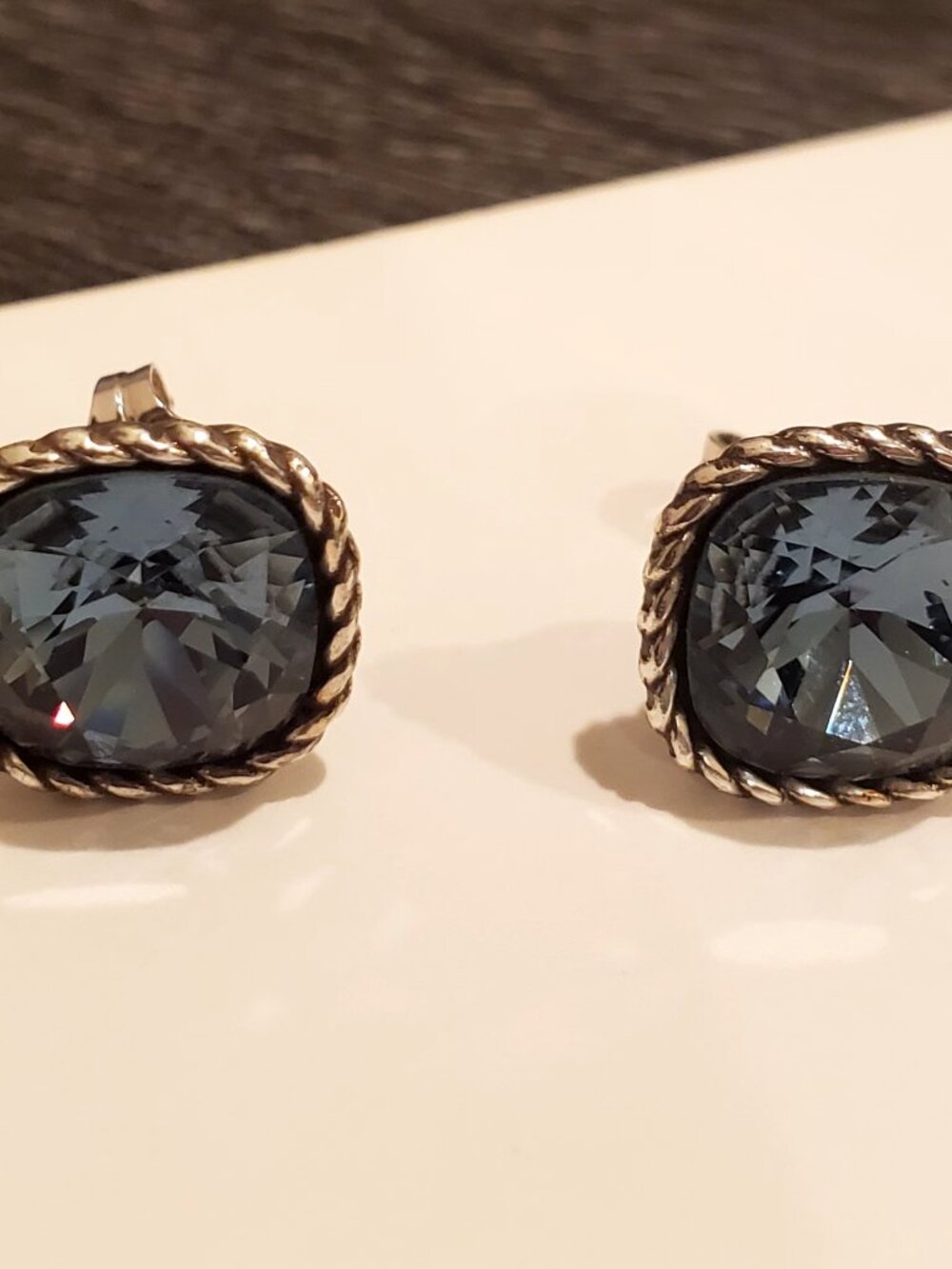 BRIGHTON SPARKLEVILLE SAPPHIRE BLUE HUE SWAROVSKI CRYSTRAL SILVER EARRINGS